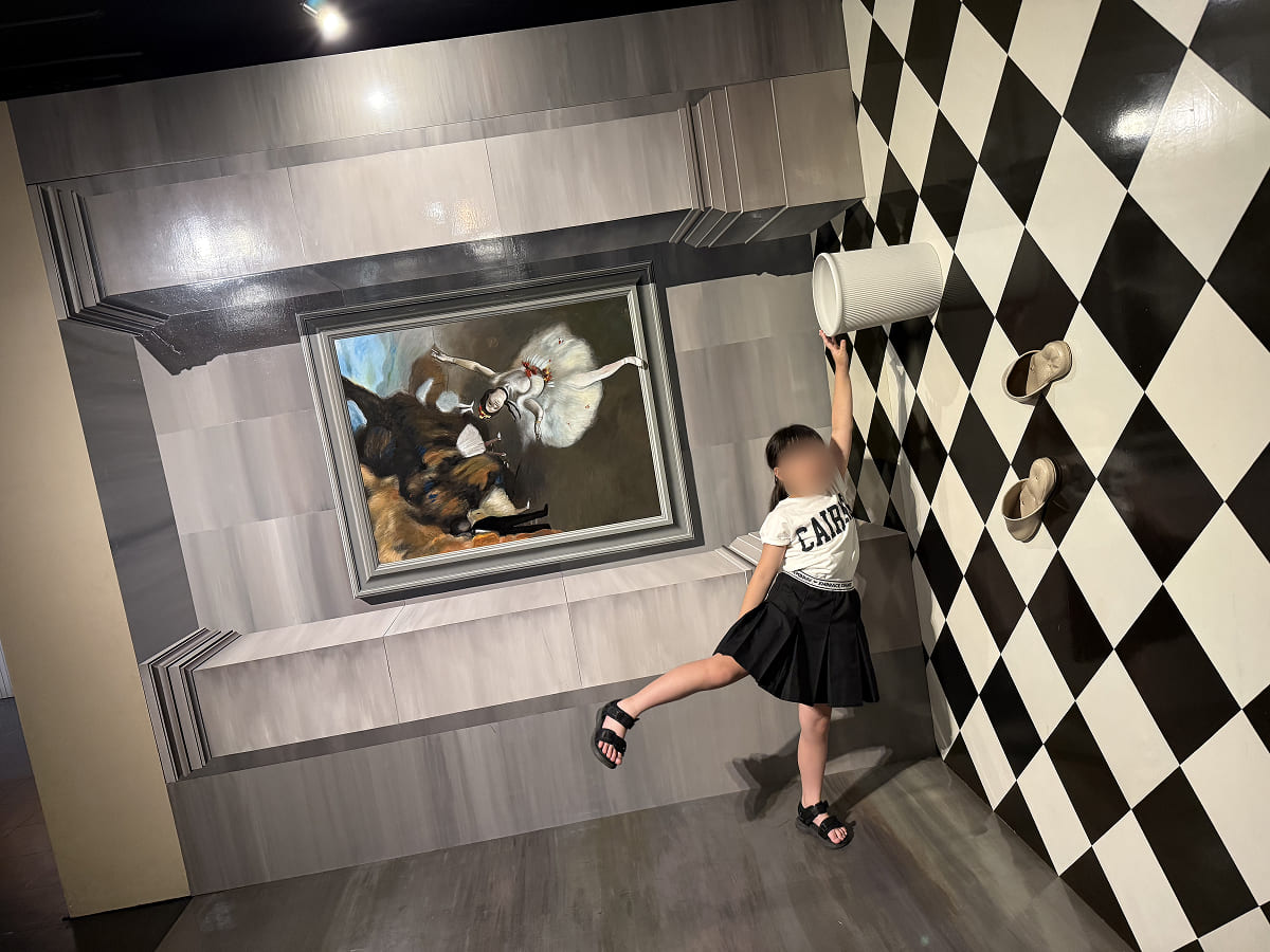 那須とりっくあーとぴあ ミケランジェロ館の名画トリックの間